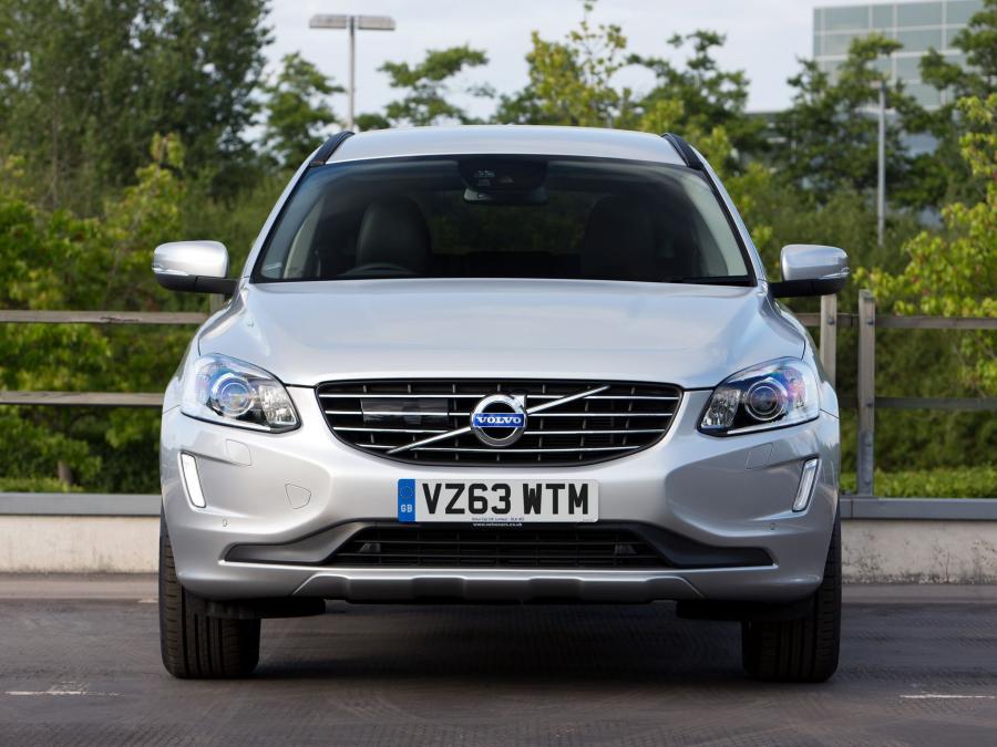  Volvo XC60 2013 года  (UK) (фото 11 из 13)
